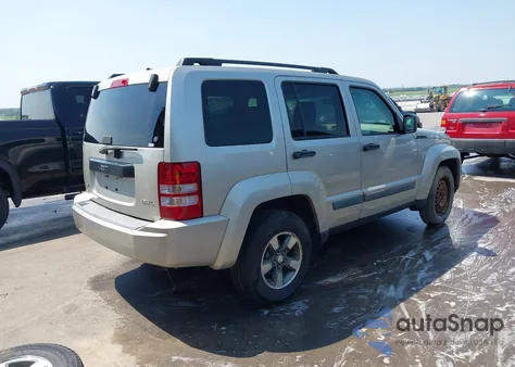 2008 Jeep Liberty Sport из США, поврежденный, VIN 1J8GN28K78W278008